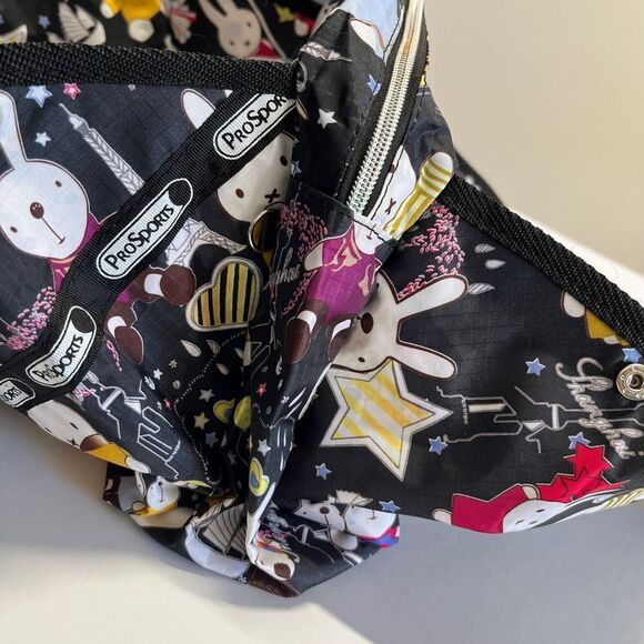 Pro Sport Traveling Bunny‎ Character Expandable Travel Bag, Pro Sport Womens 440 - Picture 11 of 15